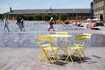 https://productionflexioffices.s3.amazonaws.com/uploads/area_guide_slide/image/105/thumb_Kings-Cross_General_Granary_Square_Fountain.jpg