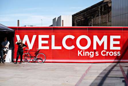 https://productionflexioffices.s3.amazonaws.com/uploads/area_guide_slide/image/109/thumb_Kings-Cross_General_Sign.jpg
