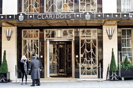 https://productionflexioffices.s3.amazonaws.com/uploads/area_guide_slide/image/224/thumb_Flexioffices-Mayfair-Eating-Claridges-3.jpg
