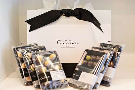 https://productionflexioffices.s3.amazonaws.com/uploads/area_guide_slide/image/374/thumb_Victoria_Shopping_Hotel_Chocolat-2.jpg