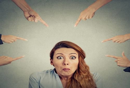 8 Awkward Office Moments and How to Avoid Them